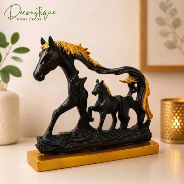 horse and foal statue